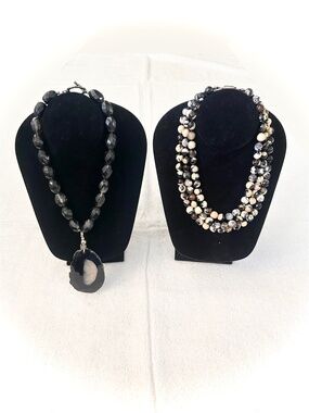 Lot of 2 Artisan Necklaces Real stone agate large pendant triple strand